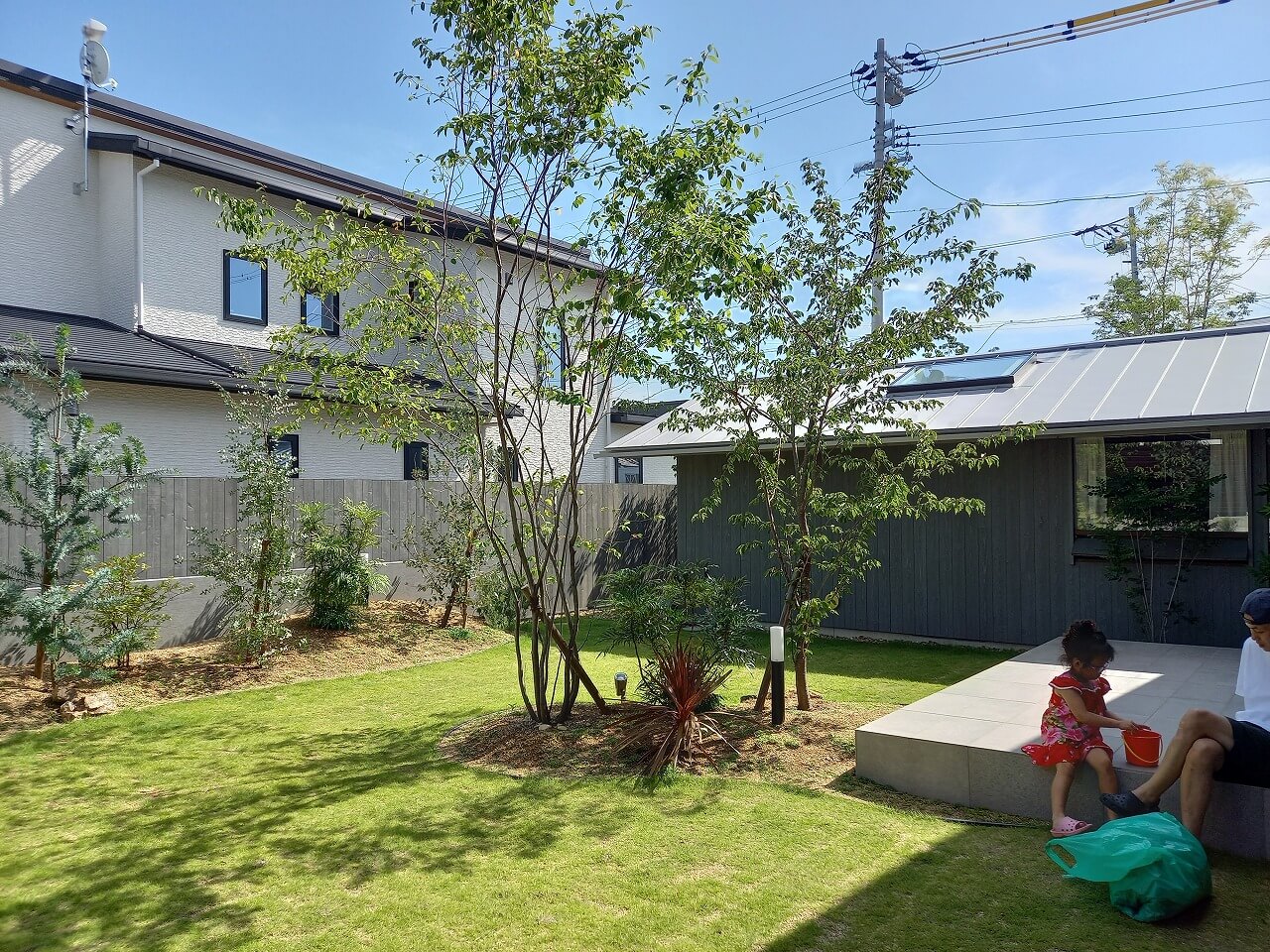 たくさんの植栽で自然を身近に感じられるお庭に。｜浜松市の外構・エクステリア専門店 まろうど